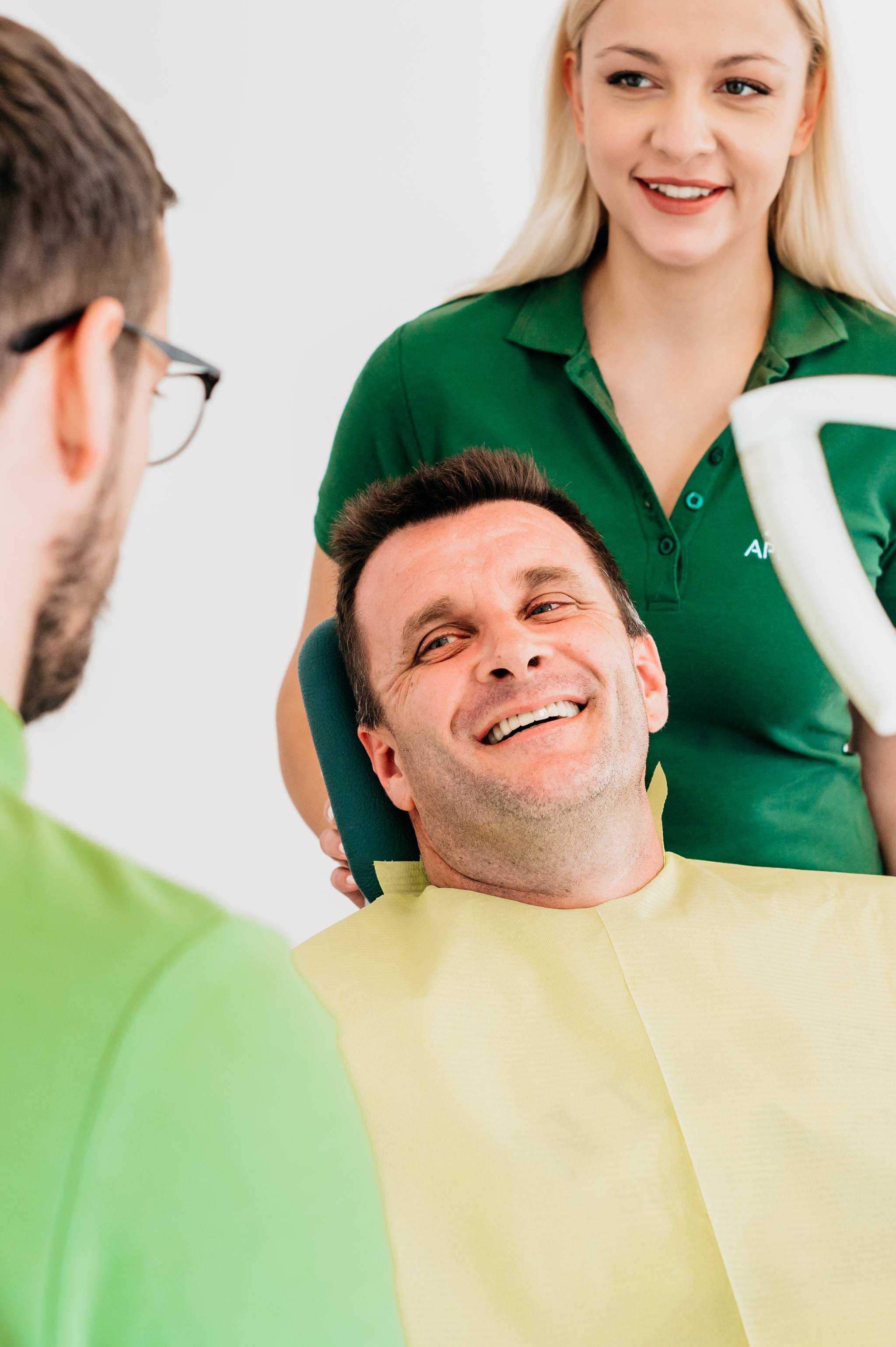 slika zubara u kutama